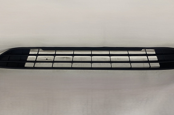 Решетка в бампер Volkswagen Polo 2020-2022 (Китай)